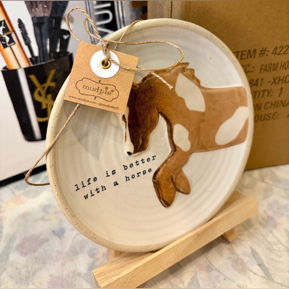 NIB MUD PIE ‘Life Is Better With A Horse' Ceramic Decorative Plate - Brown/White - Picture 4 of 4